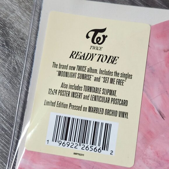 TWICE Ready To Be Exclusive Marbled Orchid Vinyl LP First Pressing Includes Slip - Picture 3 of 5